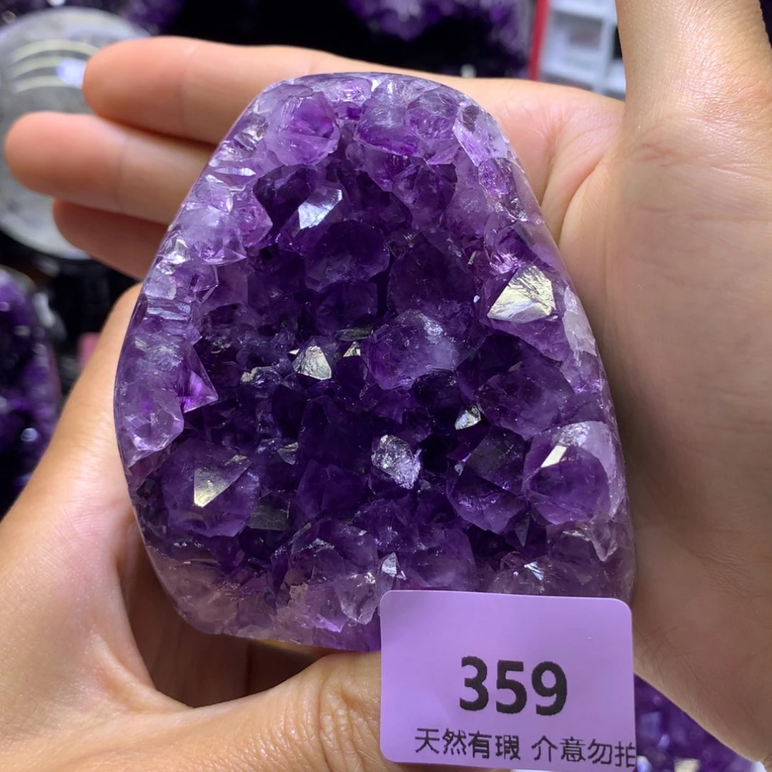 未镶嵌水晶大型摆件（非配饰）