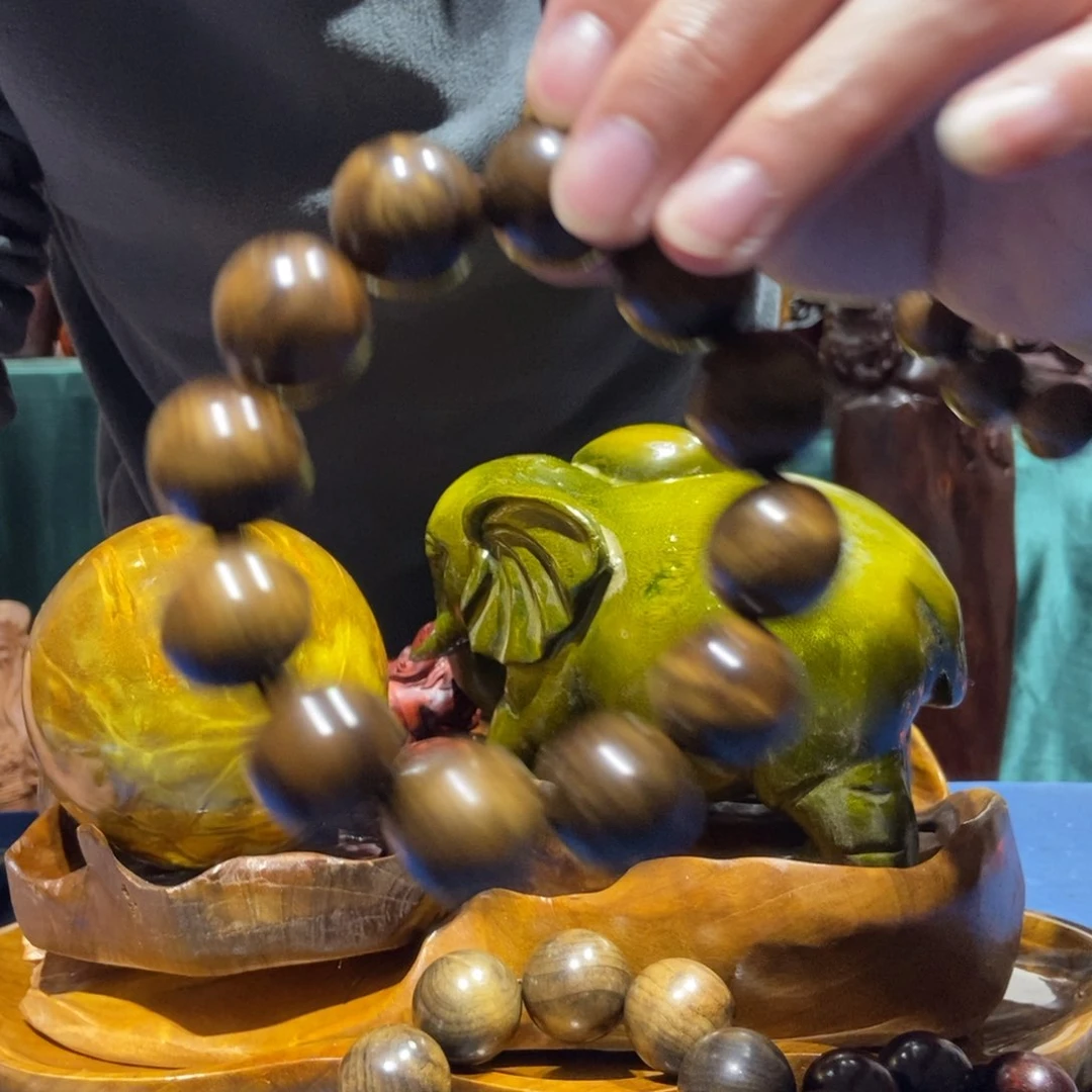 金丝楠难**涂金丝楠木