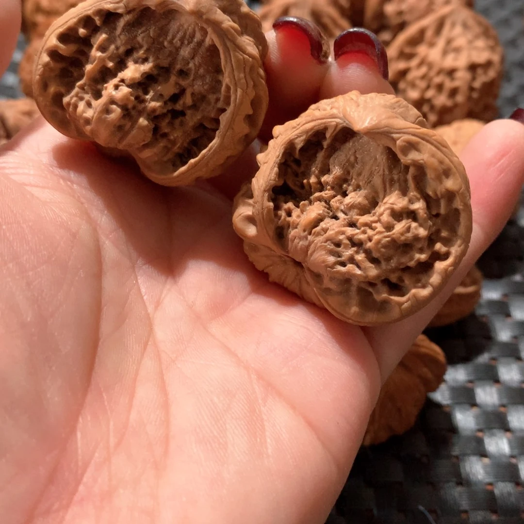 文玩核桃把件蛇头