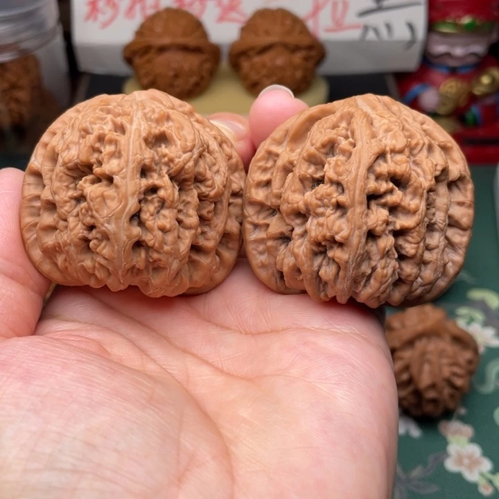 【闪购商品】把件文玩核桃49全品粗筋