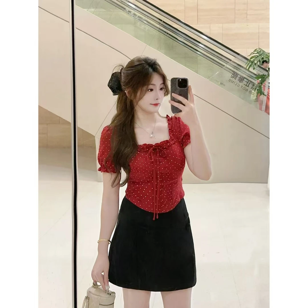 MuMu韩系方领百搭红色波点上衣+黑色半裙两件套WPWGN0046+WP9906
