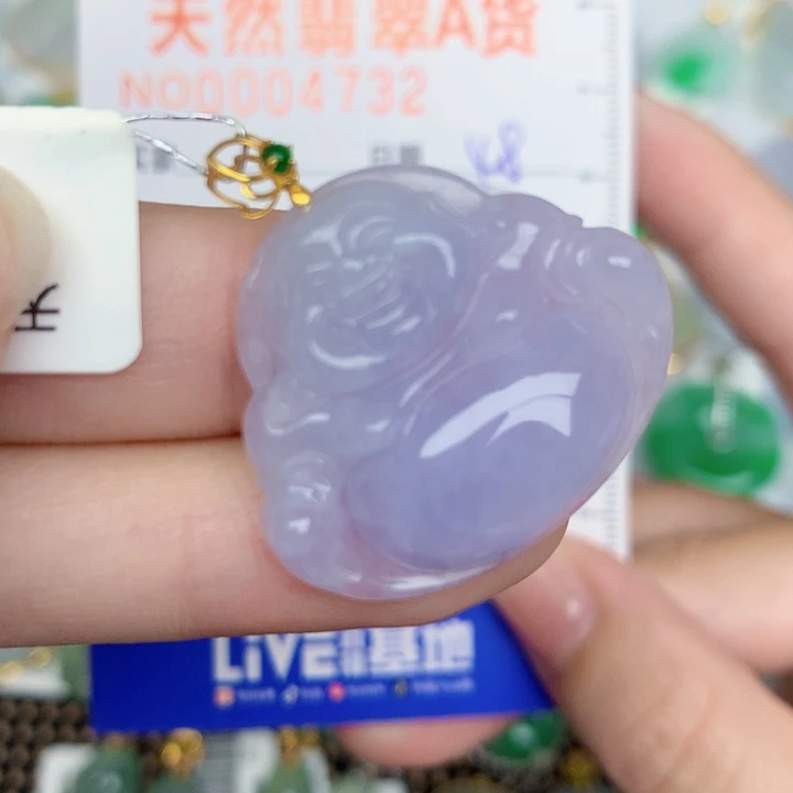 颈饰18K金镶嵌翡翠佛公