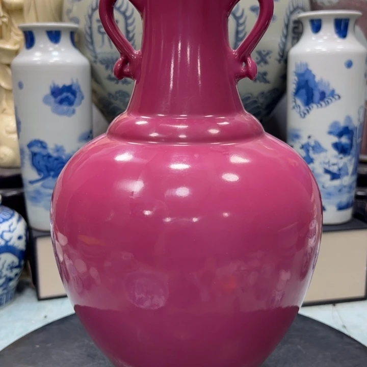 摆件汹**湃胭脂红双耳瓶