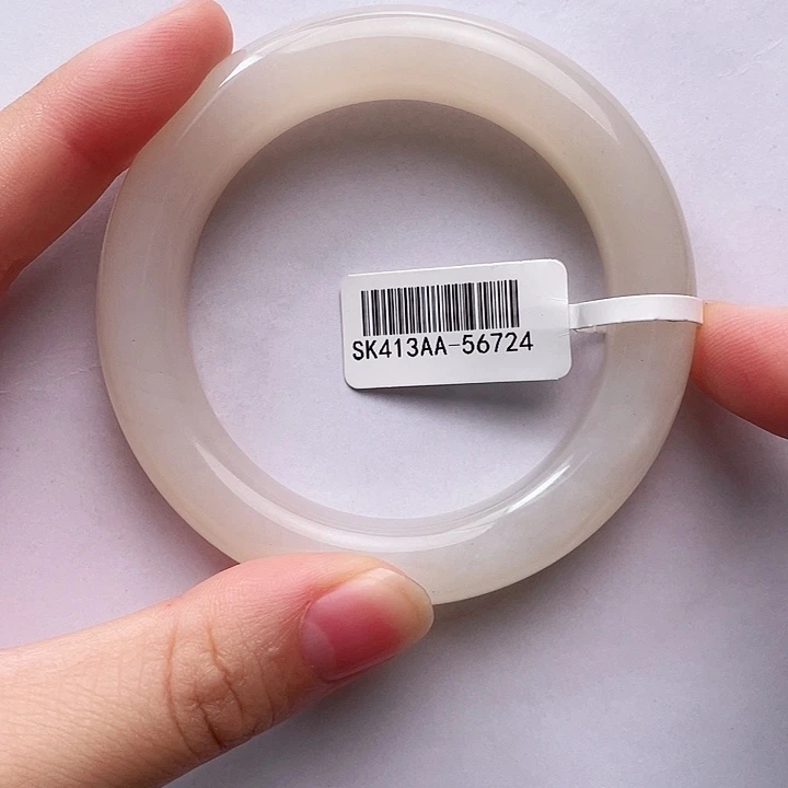 未镶嵌手镯和田玉54