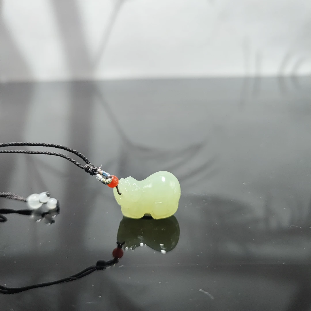 P和田玉貔貅吊坠1283