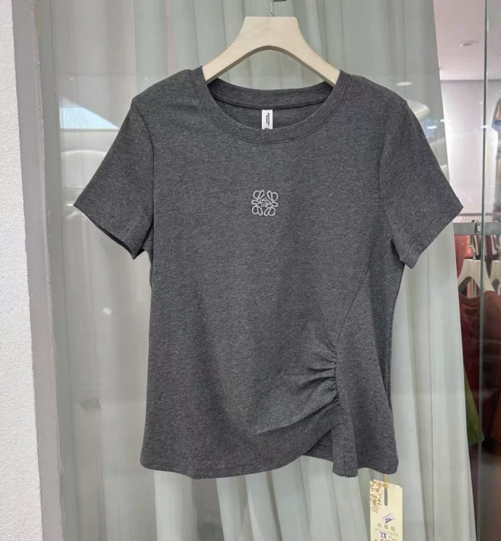 时尚圆领短袖褶皱收腰显瘦烫钻花上衣T5