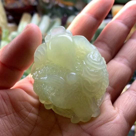 蛇纹石玉未镶嵌岫玉手把件