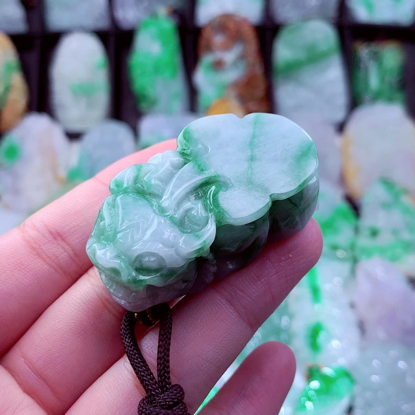 【闪购商品】翡翠颈饰未镶嵌挂件