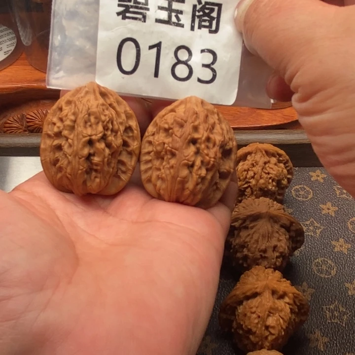 文玩核桃吊坠龙门柱全品
