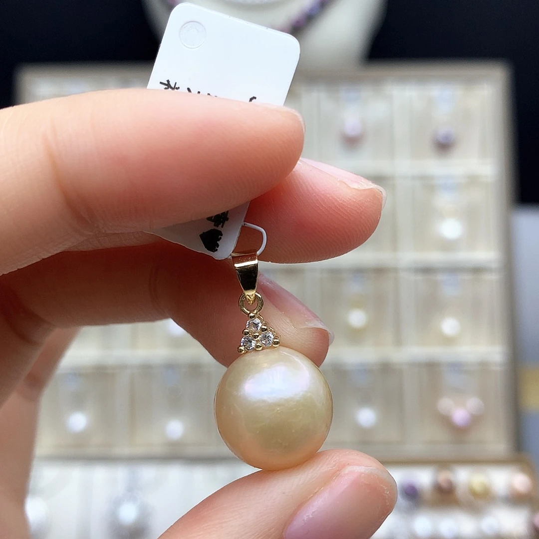 淡水珍珠颈饰合金