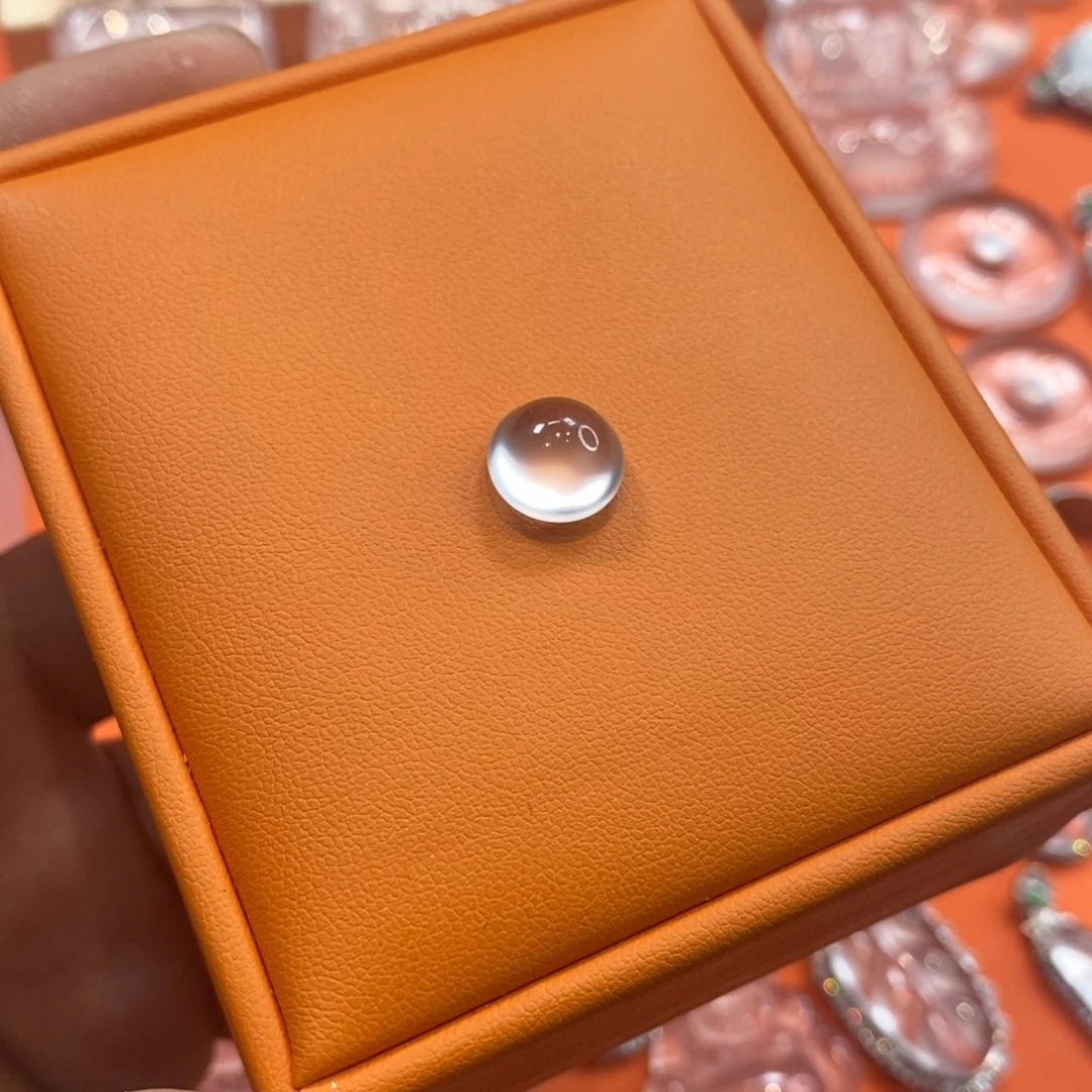 石英质玉吊坠未镶嵌j**y