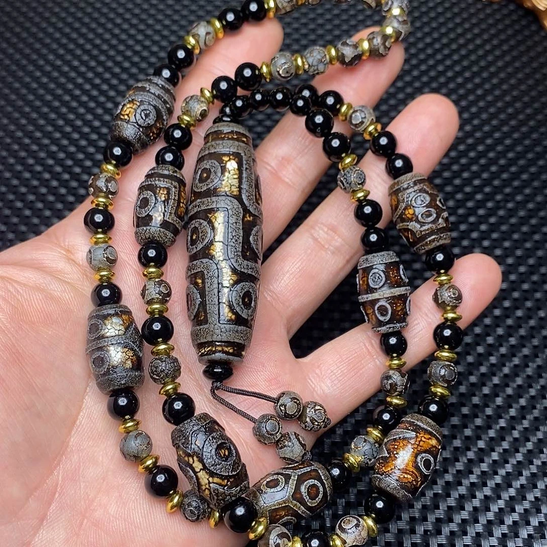 秋***亮玛瑙/玉髓未镶嵌手链