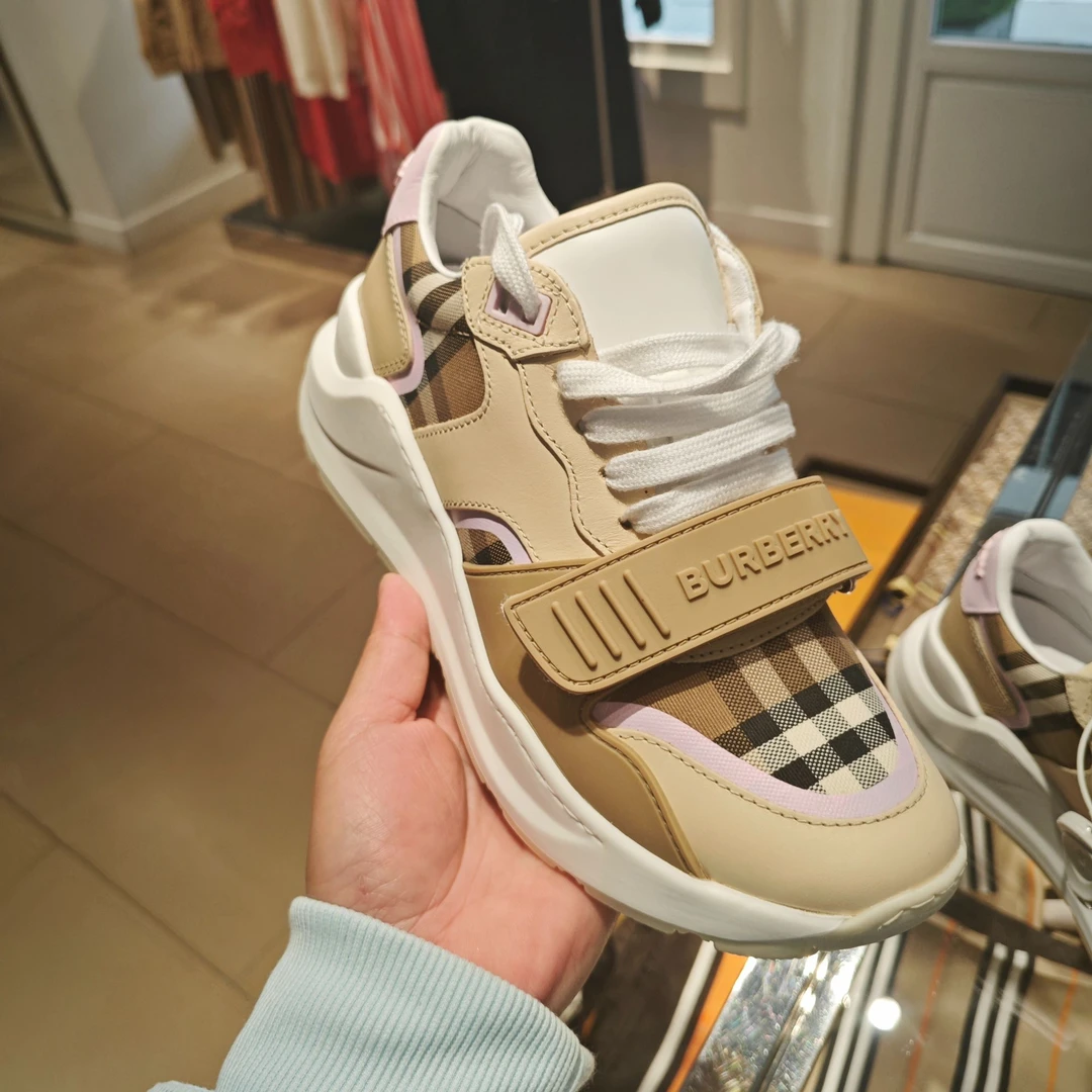 【巴黎直邮】Burberry博柏利女鞋经典格纹低帮运动休闲鞋 81038921