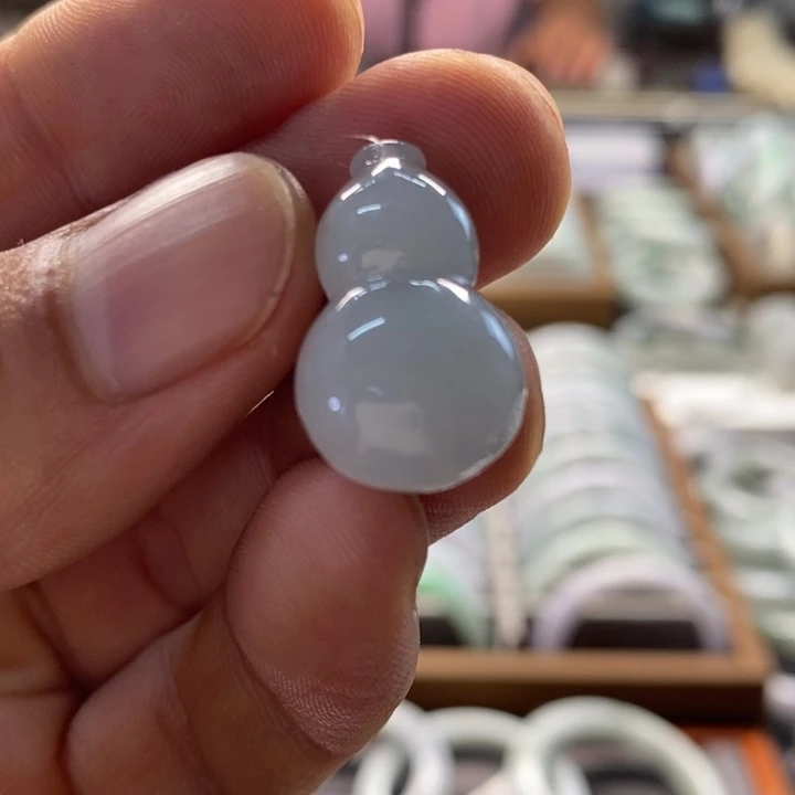 翡翠未镶嵌吊坠(不含链)翡翠挂件吊坠