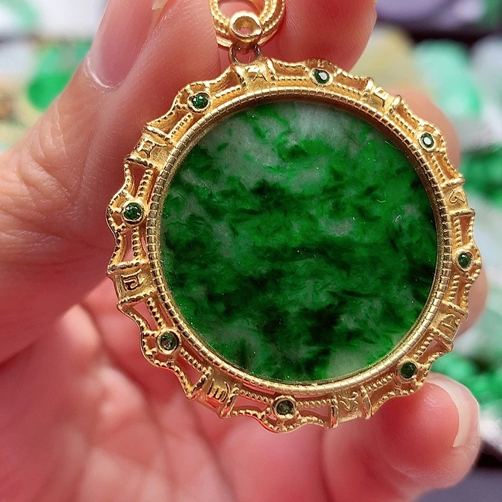 翡翠银S925镶嵌颈饰翡翠