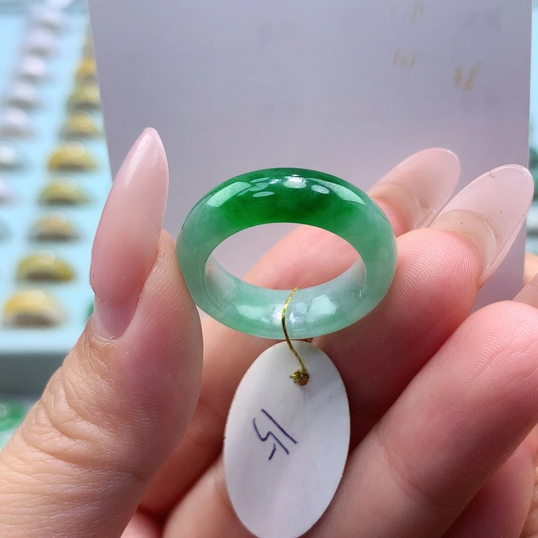 未镶嵌戒指翡翠15圈