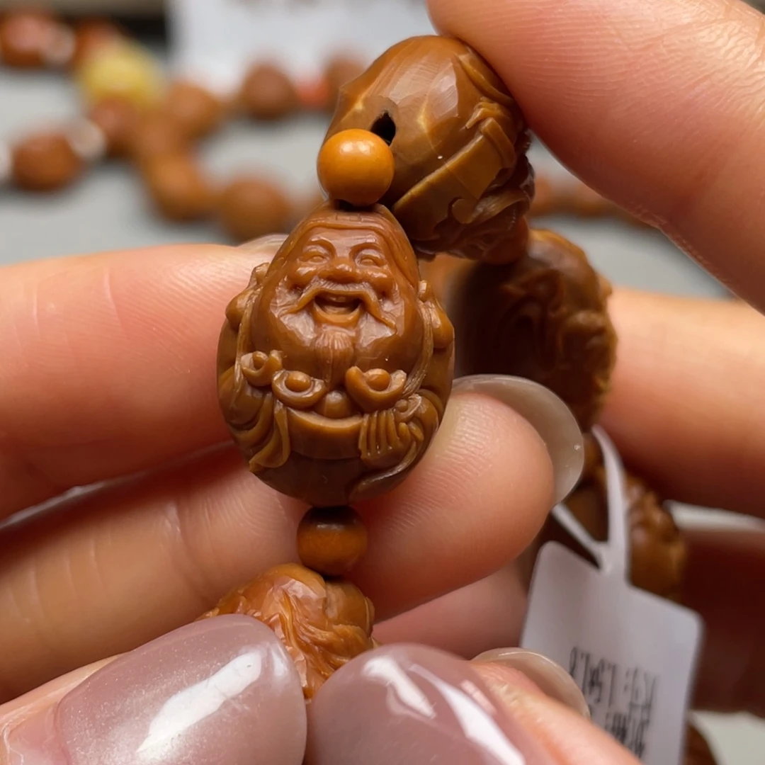 橄榄核吊坠订财神单，工期10天左右