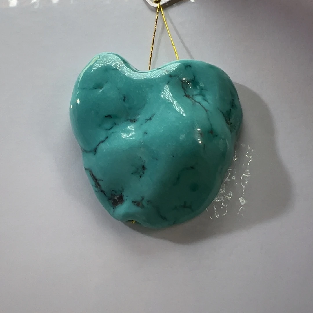 绿松石未镶嵌挂件