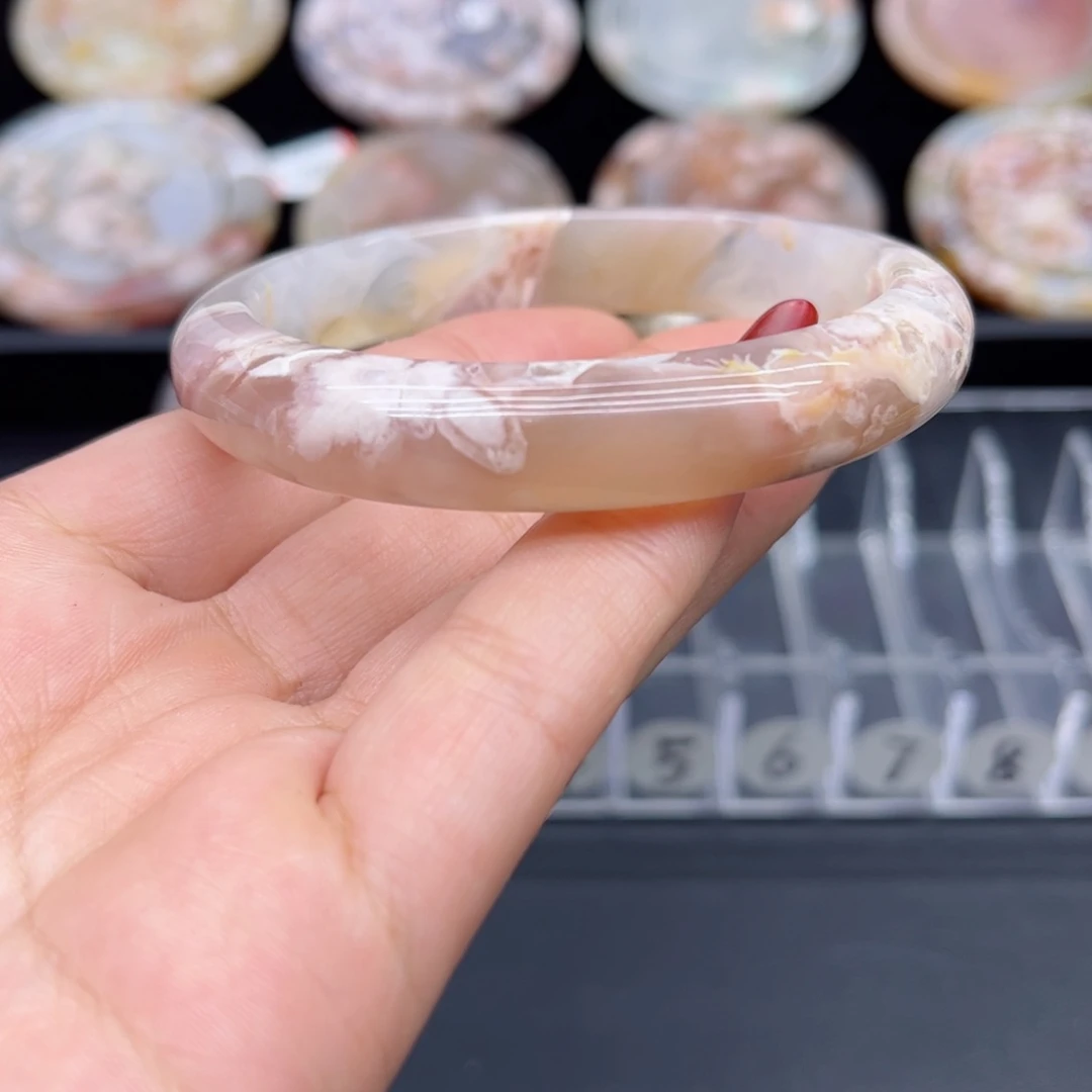 玛瑙/玉髓手镯未镶嵌5758
