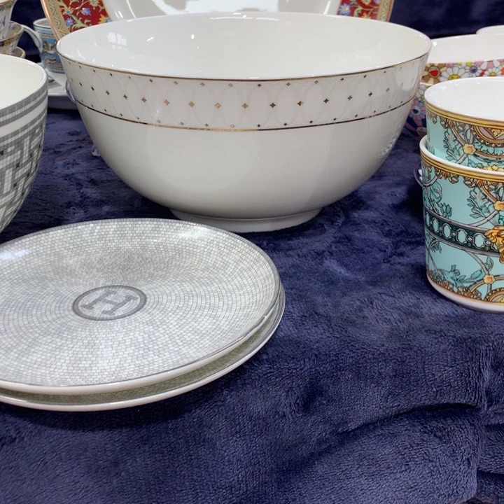 瓷片咖啡的香气是一个