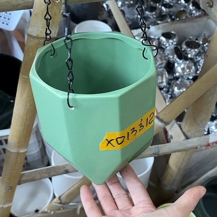 陶盆有孔 瑕疵针孔漏釉介意勿拍口 13高13