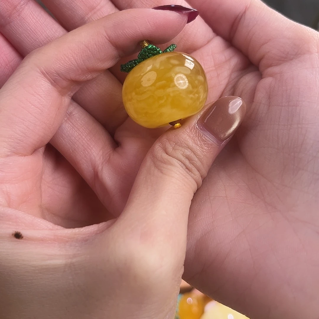 裸石琥珀未镶嵌7g柿子妖花纹