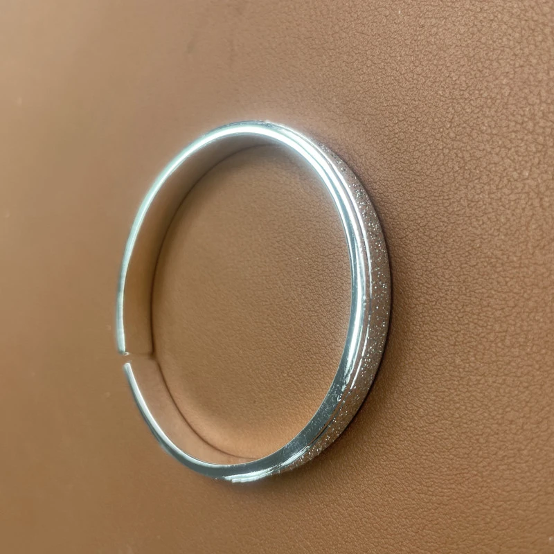 YZ028 碎冰冰轻奢开口镯 银色精品手镯 无礼盒