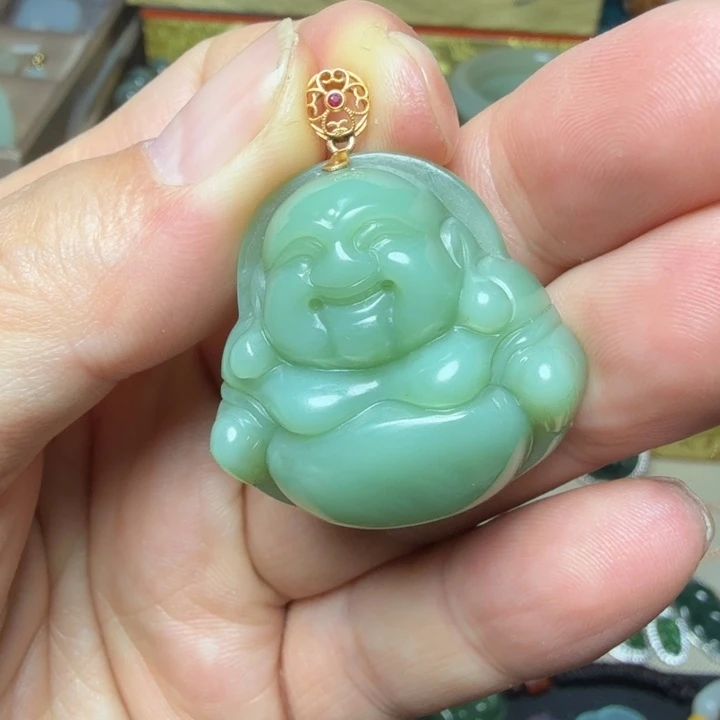 和田玉（碧玉）18K金镶嵌颈饰