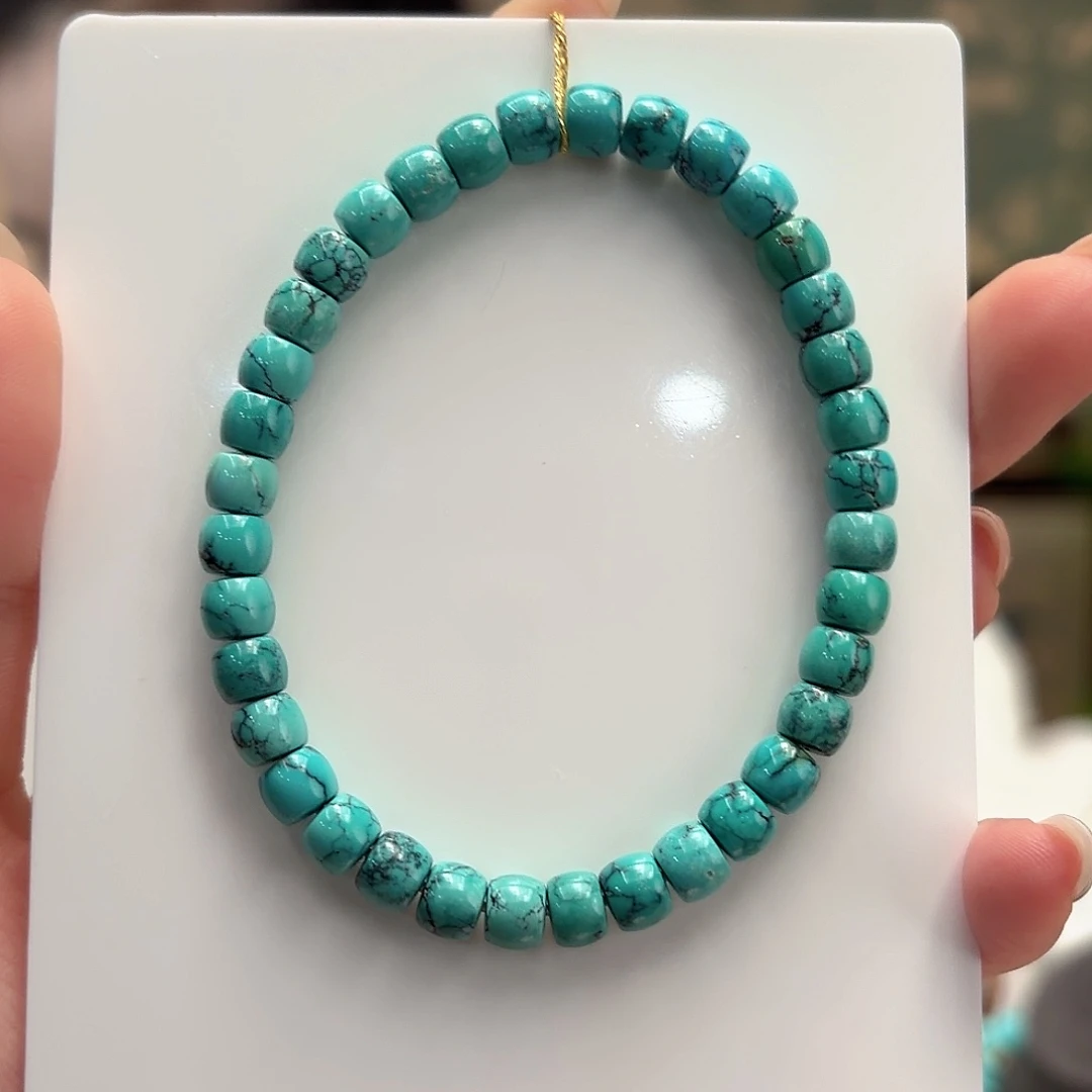 绿松石未镶嵌颈饰