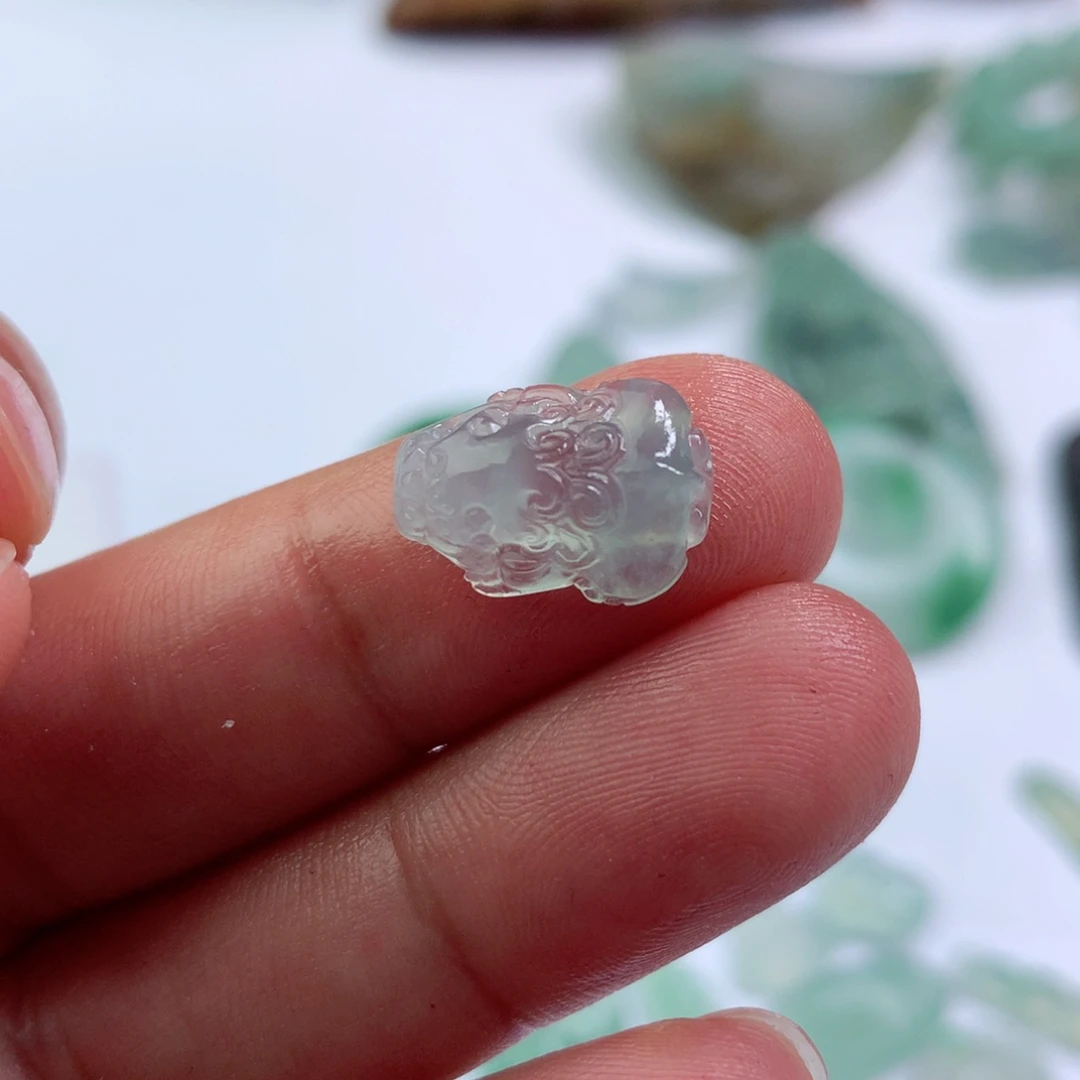 定制翡翠未镶嵌包工