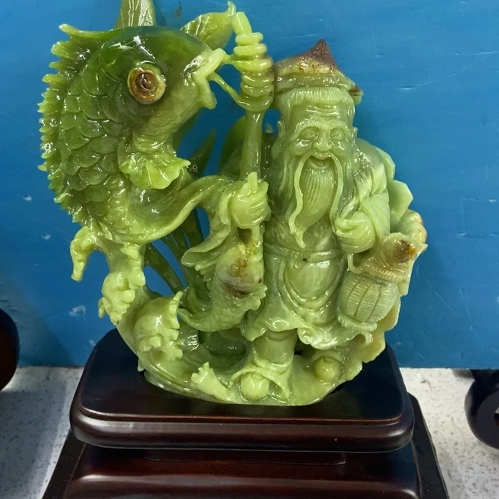 石材渔翁得利，年年有余