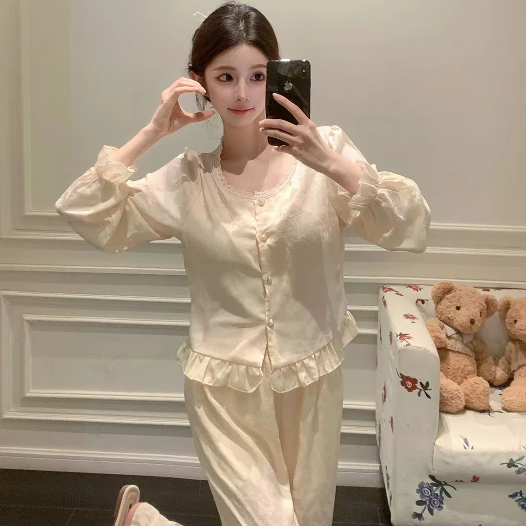 冰丝睡衣女款春秋季甜美气质2025新款官廷风长袖带胸垫家居服套装