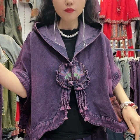 刺绣招财猫牛仔斗篷紫色