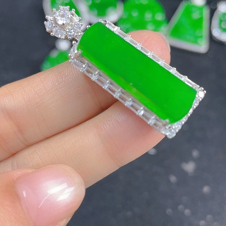 翡翠银S925镶嵌吊坠(不含链)