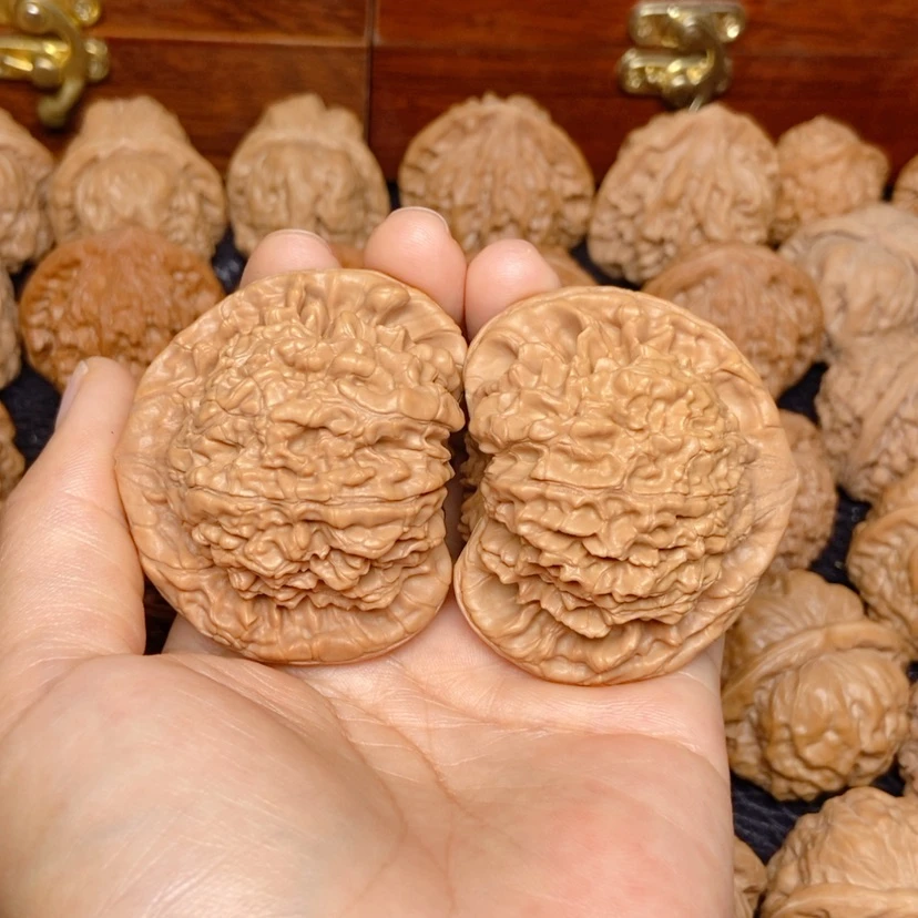 【闪购商品】文玩核桃吊坠古***笑官帽52
