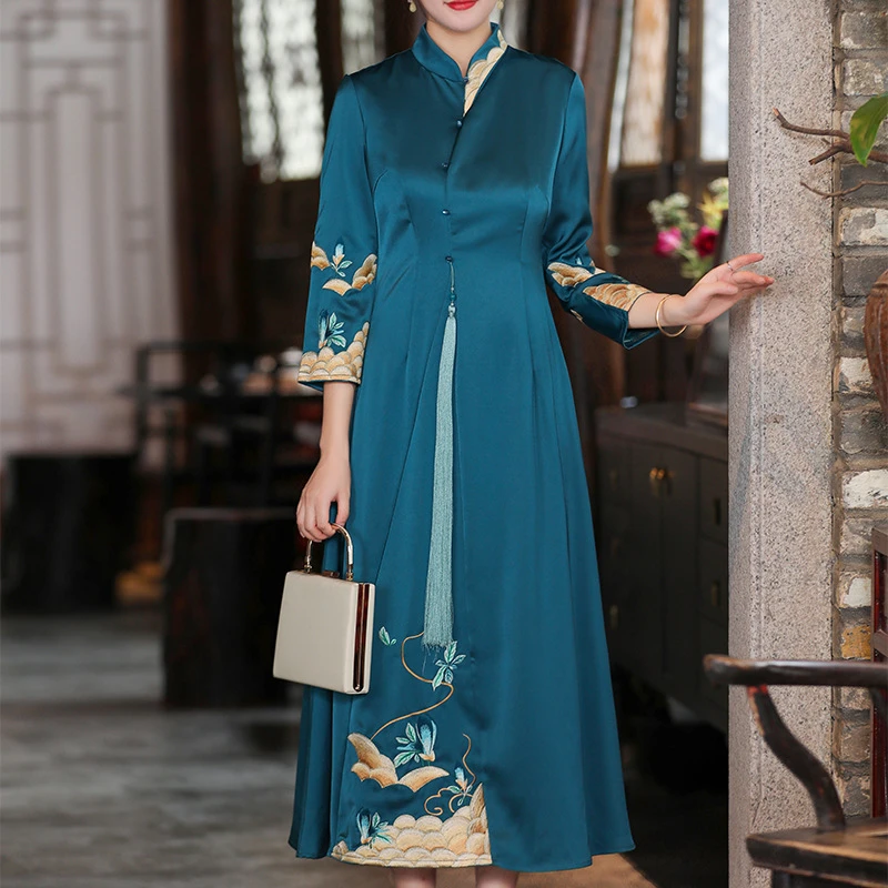 2025旗袍女秋冬长裙秋装新款中国风唐装汉服长袖民族风红色连衣裙