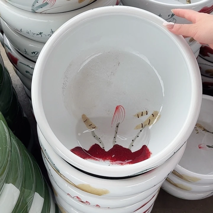 瓷片直径32厘米高15……