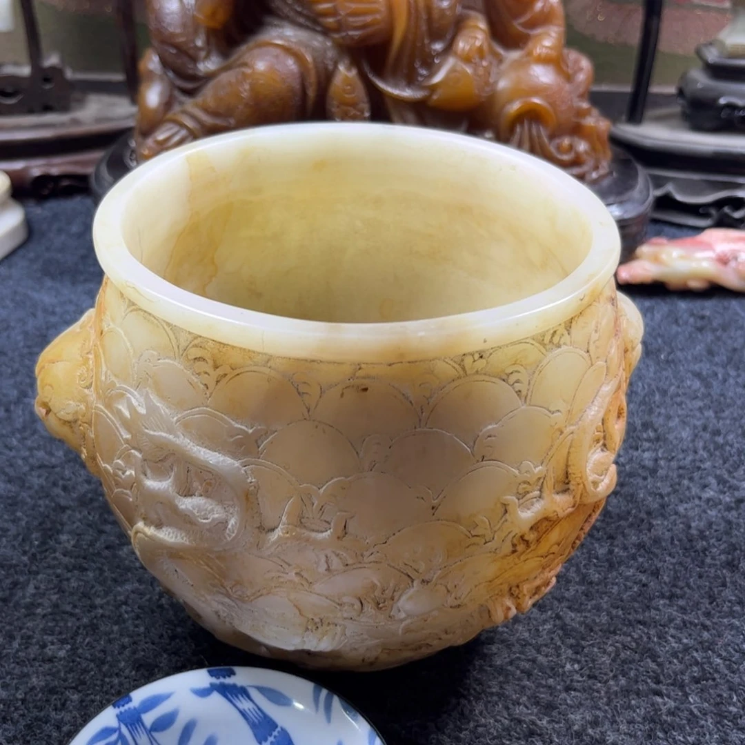 太***阳瓷片精美手工瓷瓶