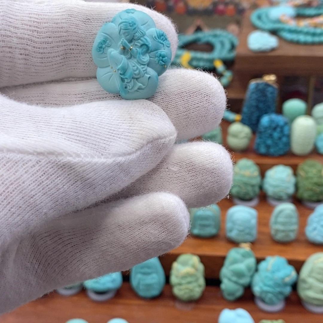 未镶嵌绿松石珠宝奇石