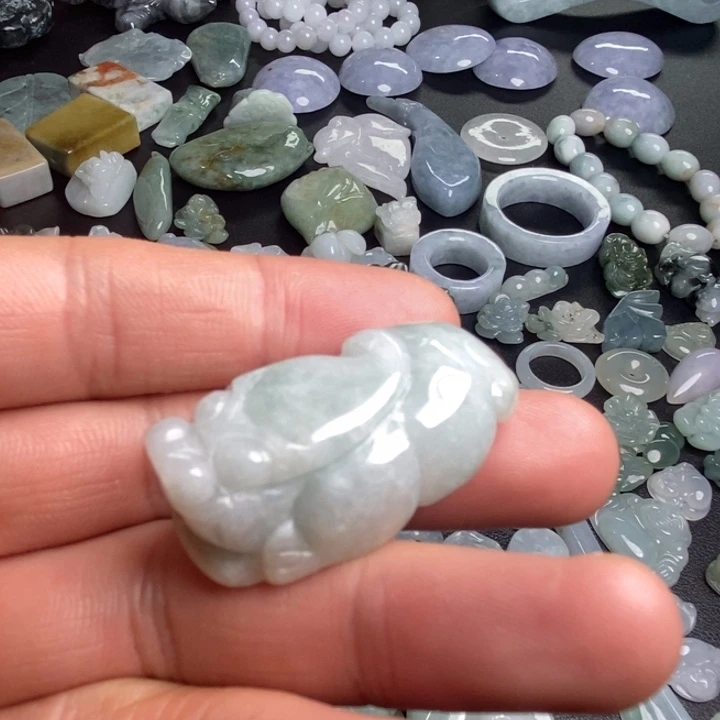翡翠未镶嵌颈饰天然翡翠