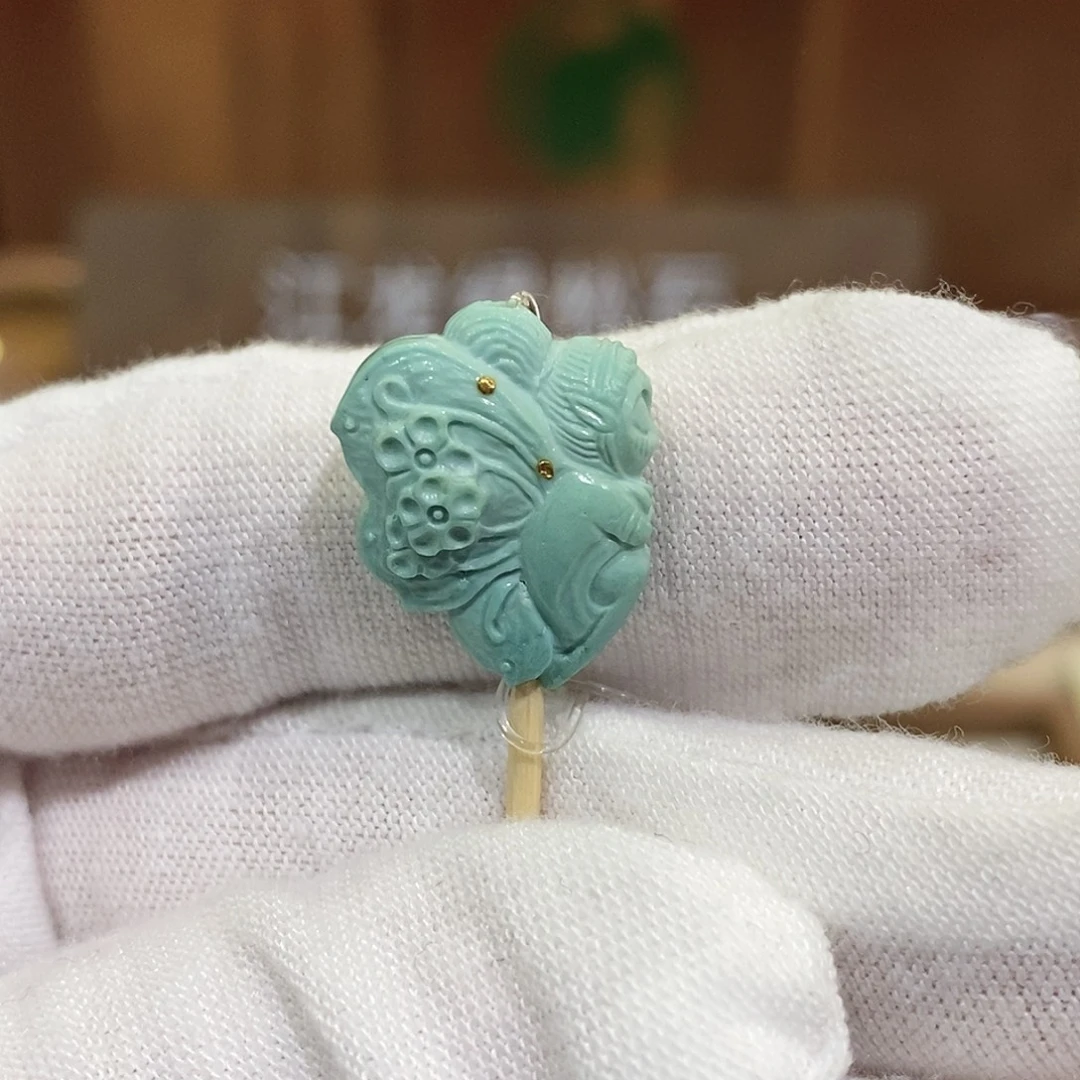 绿松石未镶嵌珠宝奇石