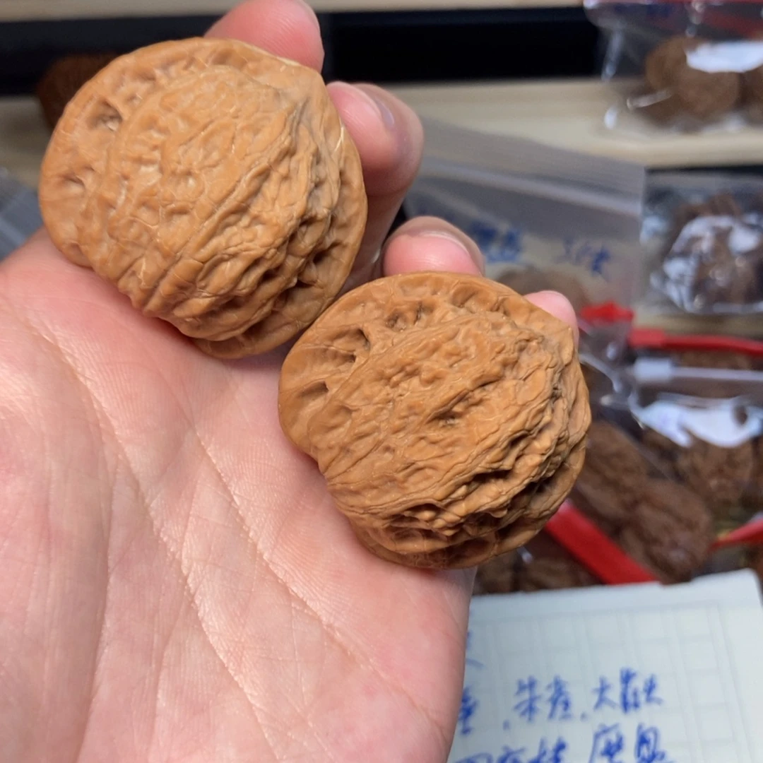 文玩核桃吊坠41瑕疵公子帽