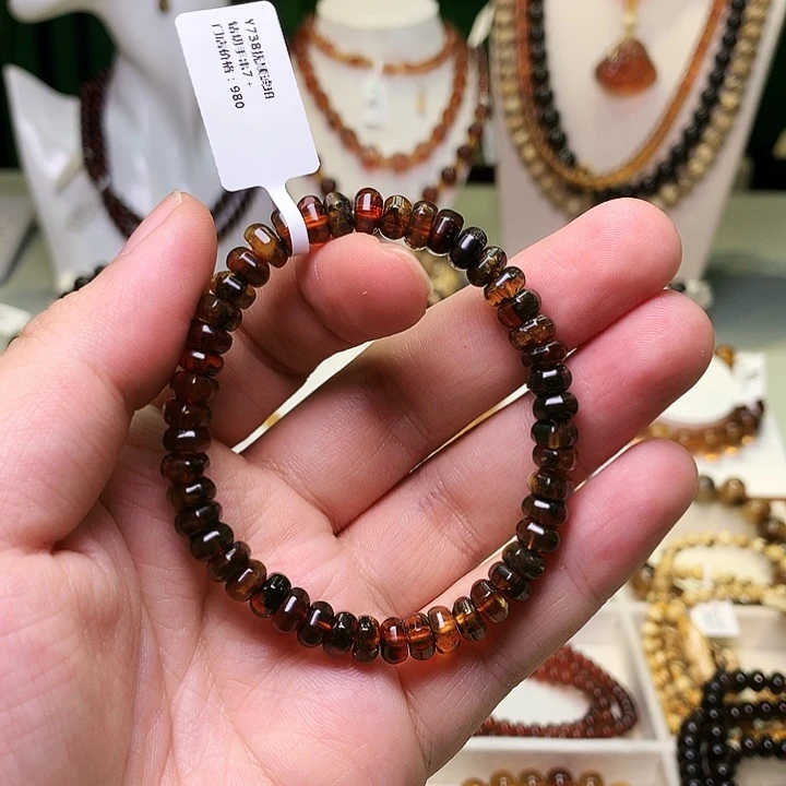 琥珀未镶嵌裸石抚顺琥珀738