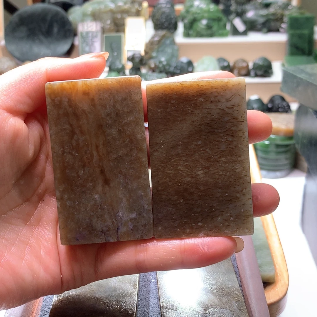 白***！和田玉未镶嵌颈饰