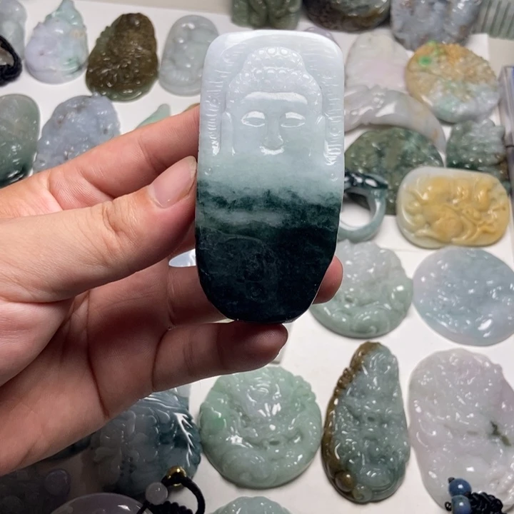 颈饰未镶嵌翡翠佛观天下74