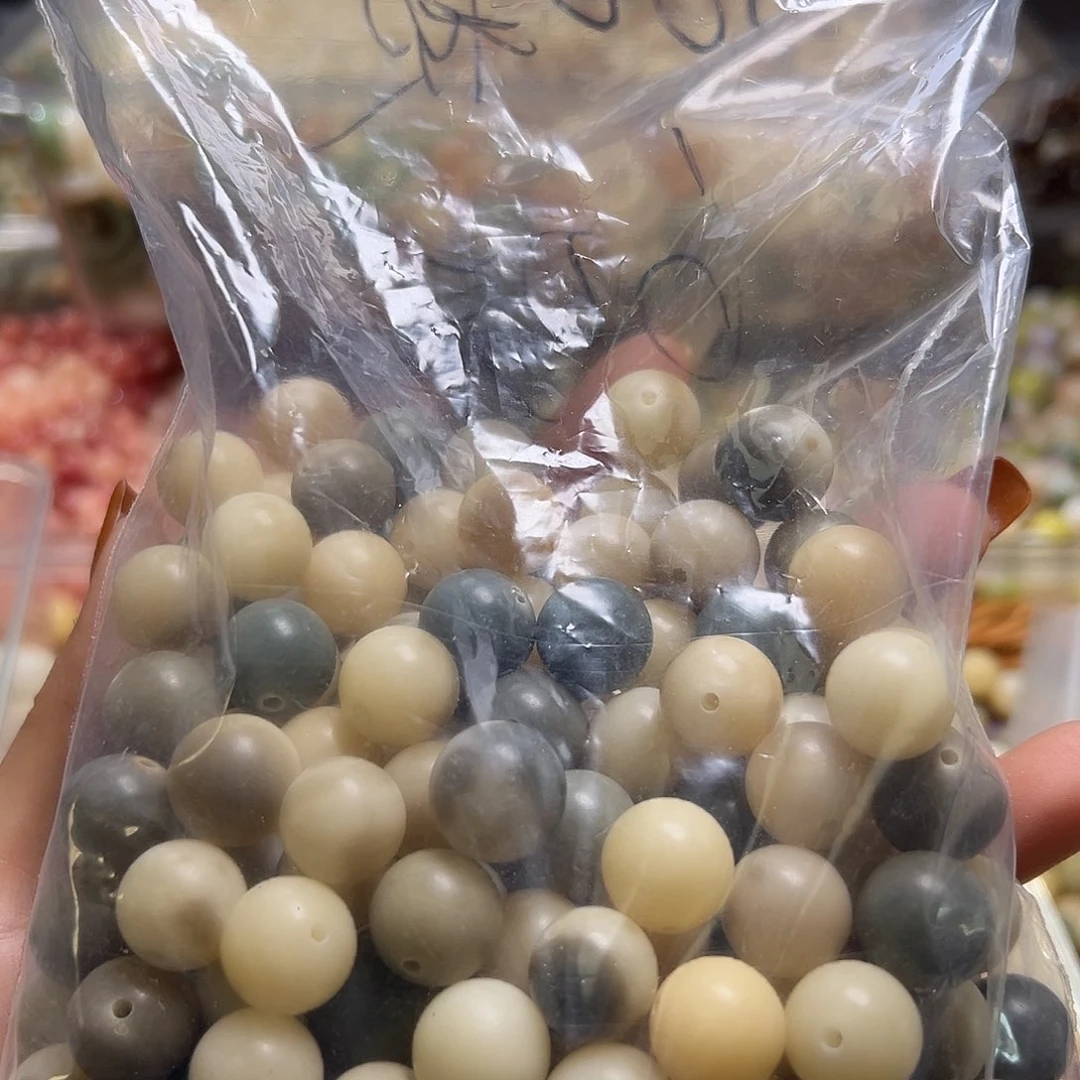 白玉菩提吊坠卡15干磨飘花圆160颗