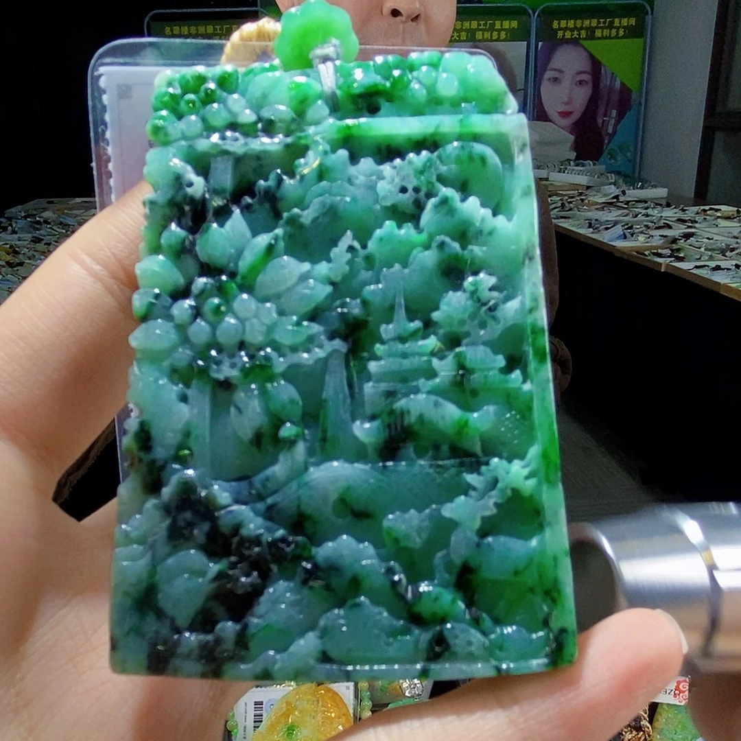 颈饰未镶嵌翡翠翡翠