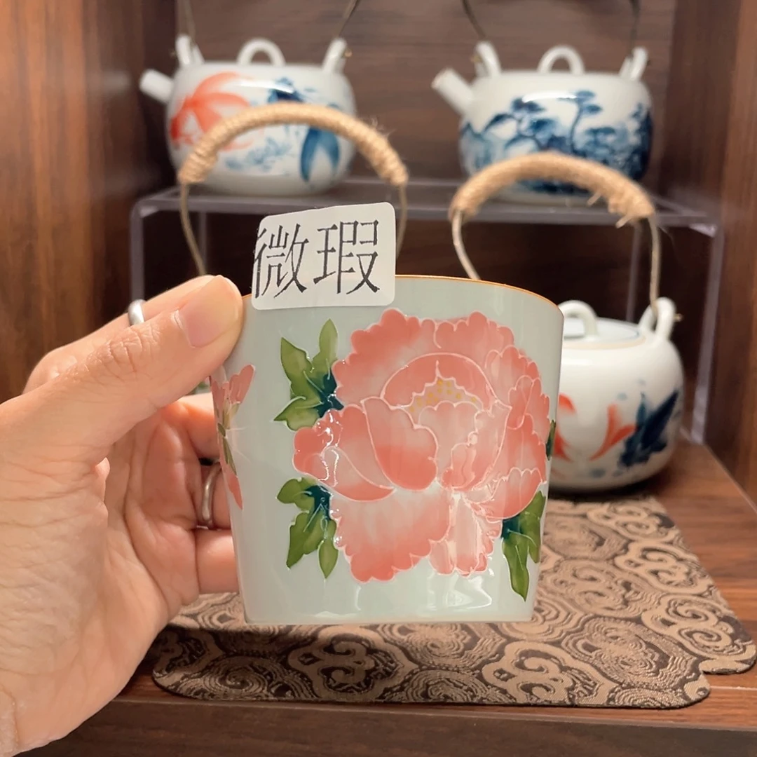 釉下彩纯手绘有瑕