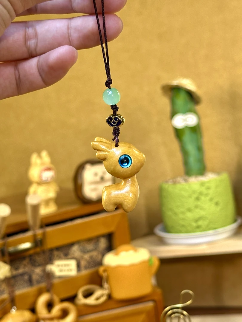 一鹿平安 | 汽车钥匙扣挂件 | 手机吊坠 | 创意工艺品