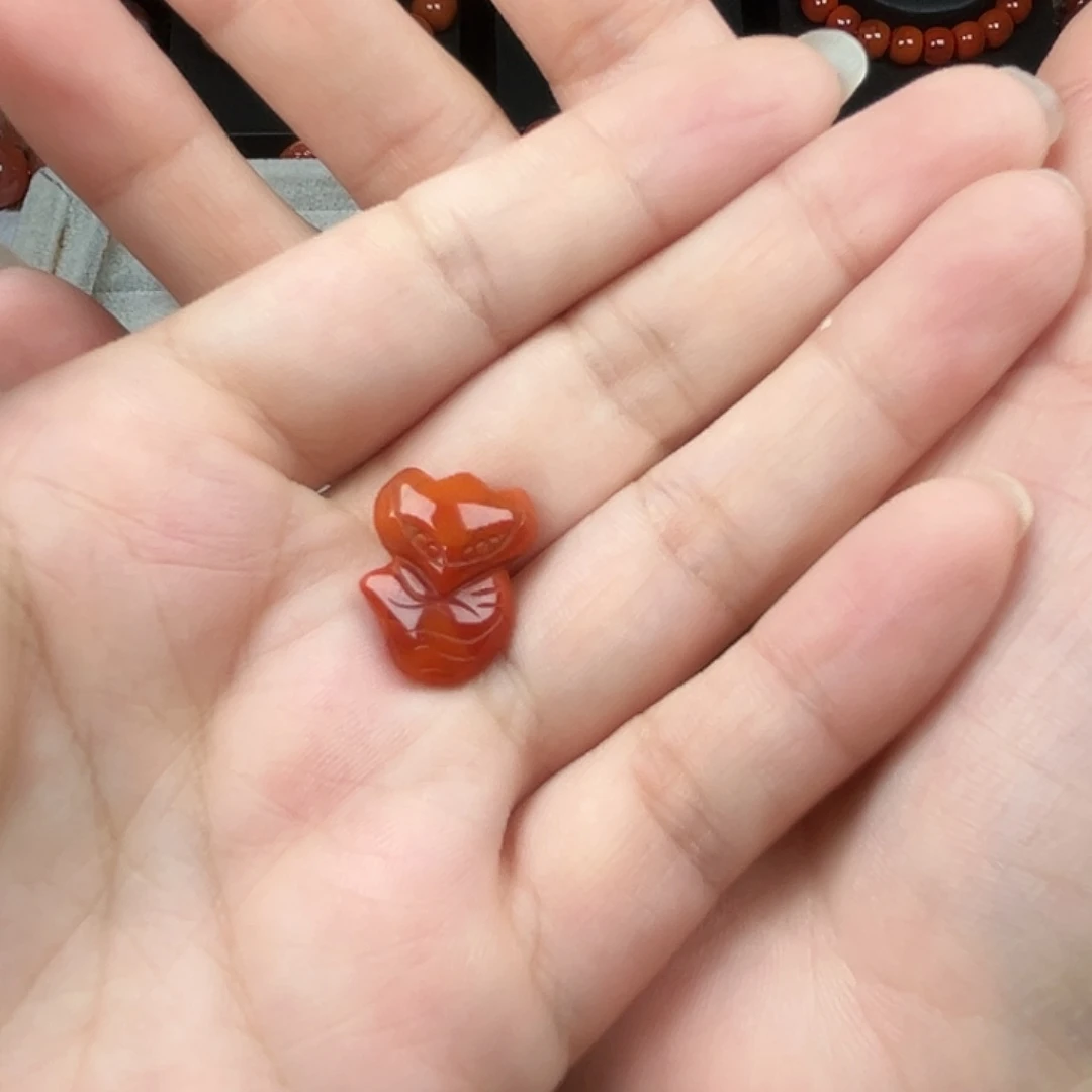 南红玛瑙未镶嵌珠宝奇石华*堂狐狸
